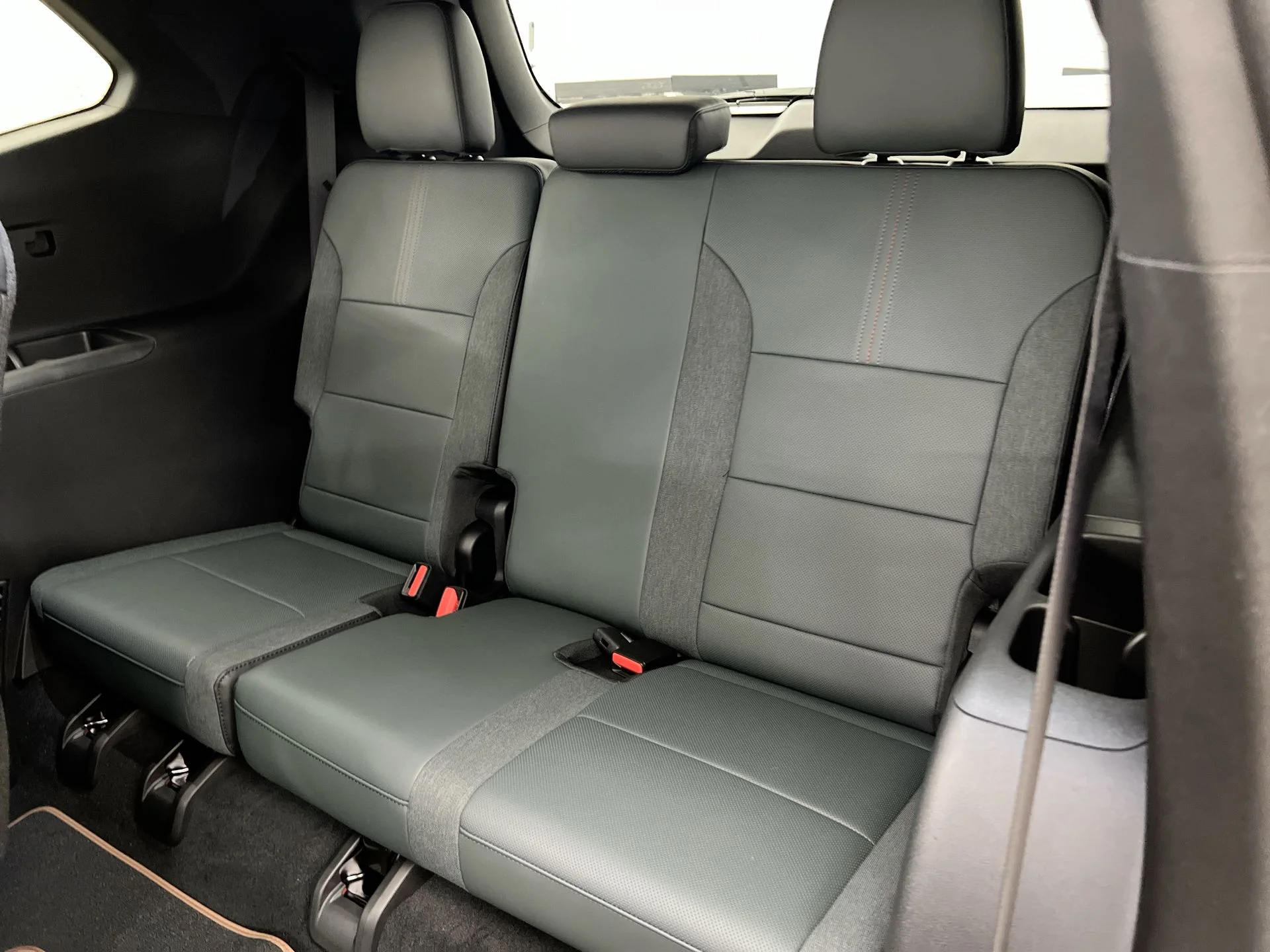 2026 GMC Acadia AT4 - Photo 81