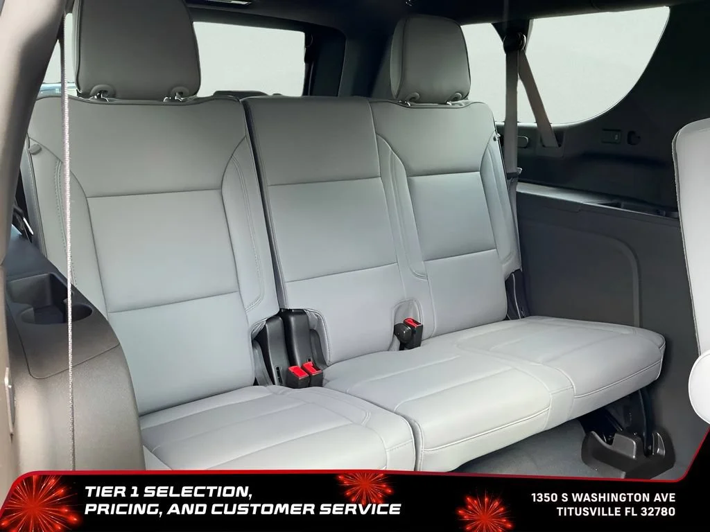 New 2026 Sterling Metallic GMC Elevation image 17
