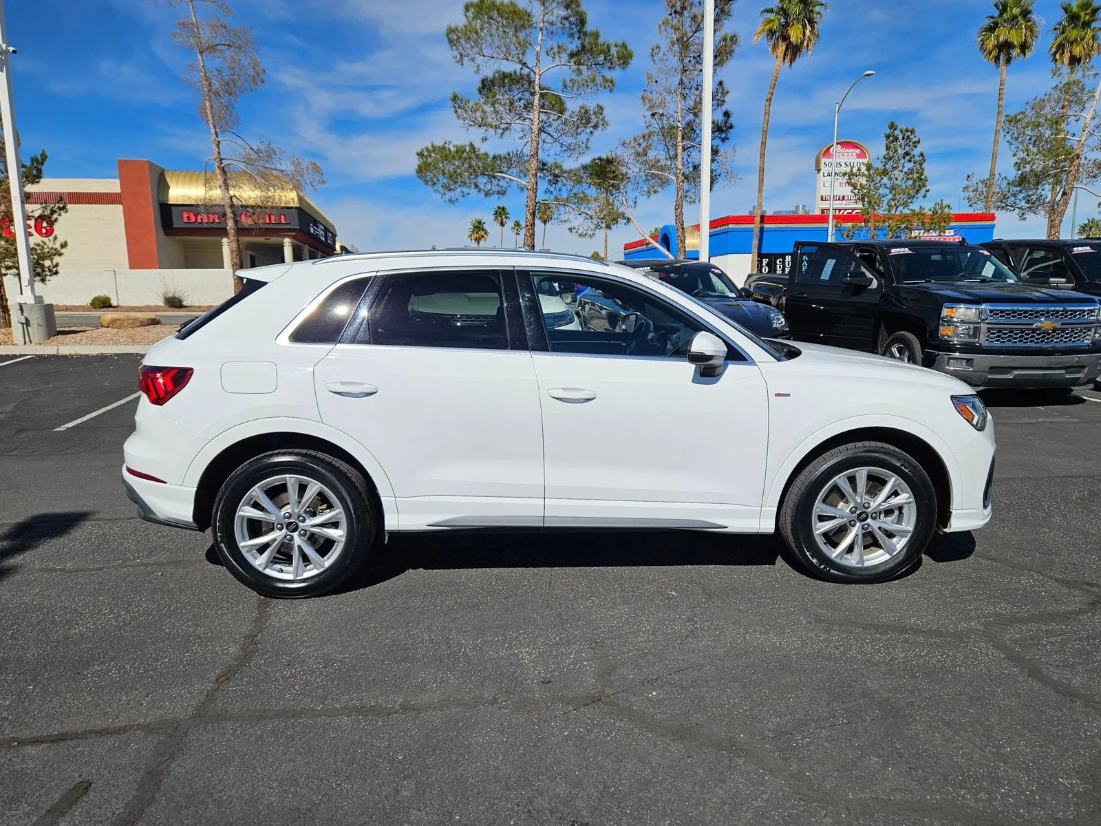 Used 2025 Glacier White Metallic Audi S line Premium image 3