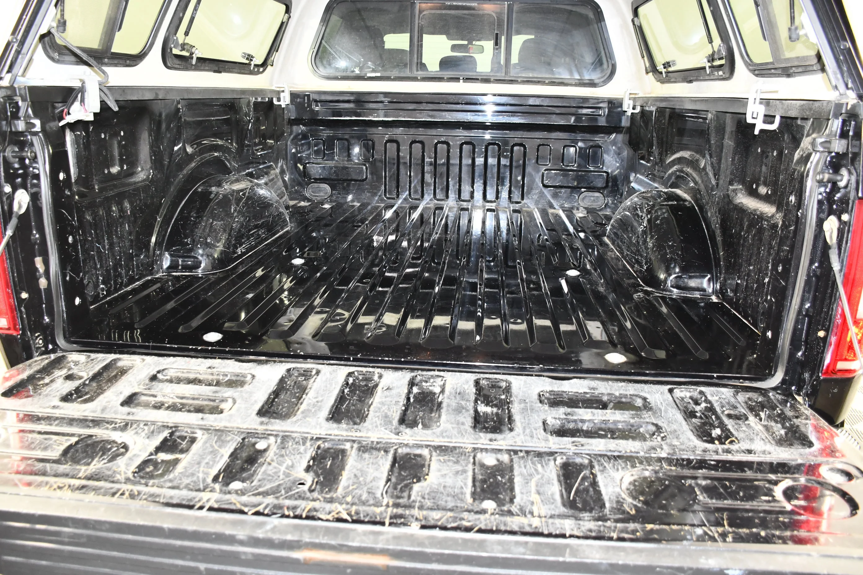 Used 2019 Black Metallic Ford XLT image 54