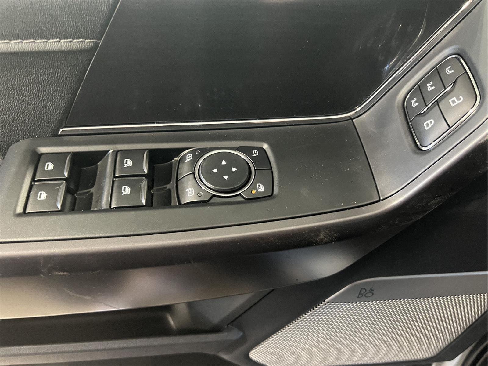 Used 2026 Avalanche Ford Lariat® image 7
