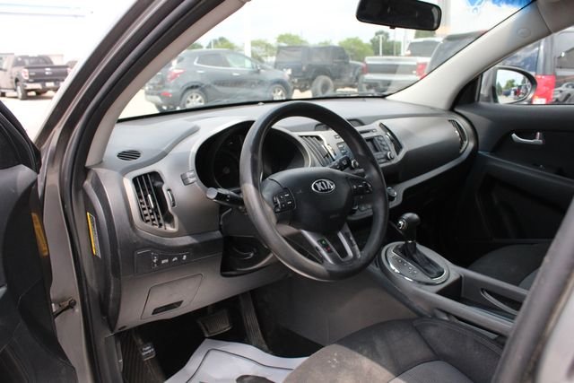 Used 2014 Silver Kia LX image 2
