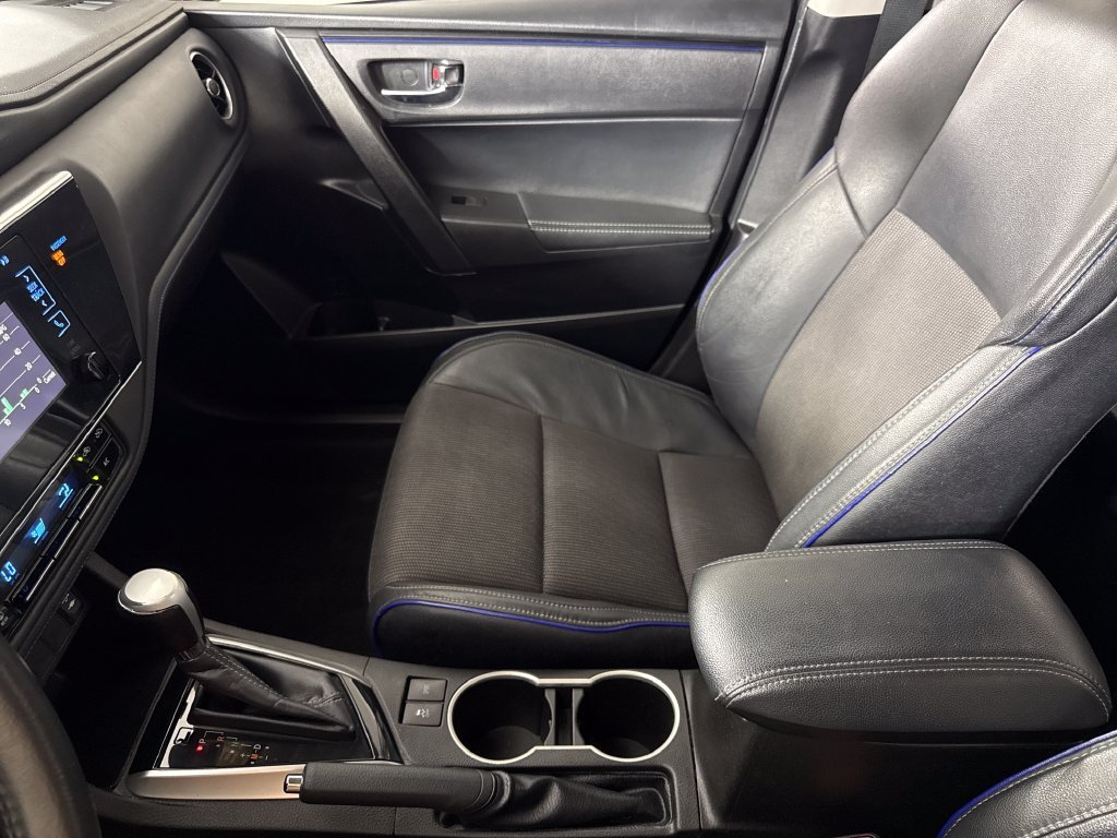 2019 Toyota Corolla SE - Photo 19