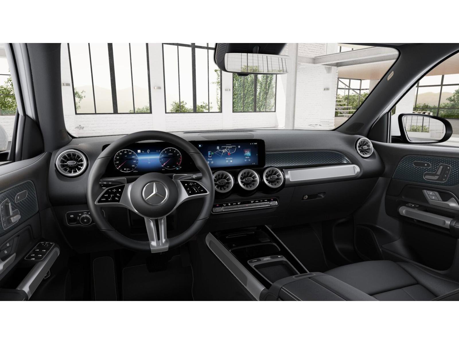 Used 2026 Polar White Mercedes-Benz GLB 250 image 3