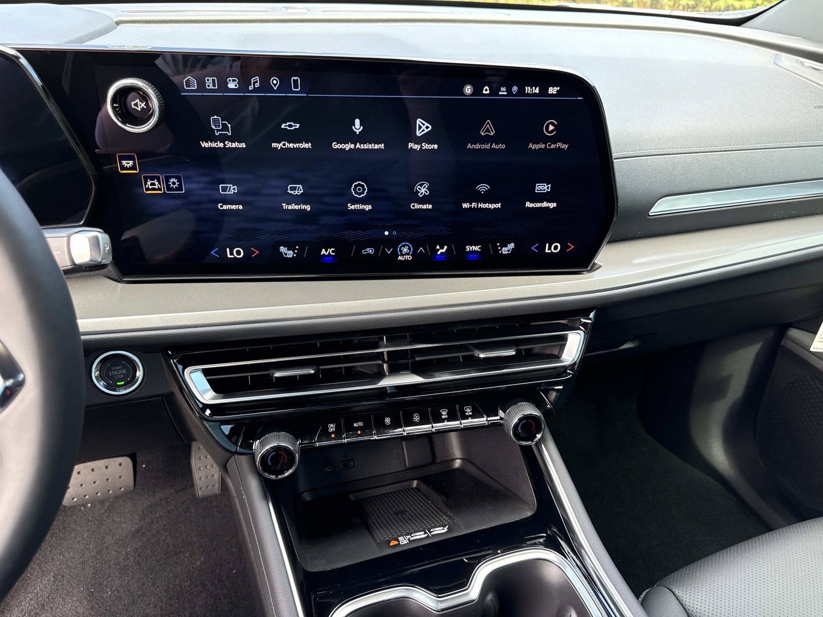 2027 Chevrolet Traverse LT - Photo 23