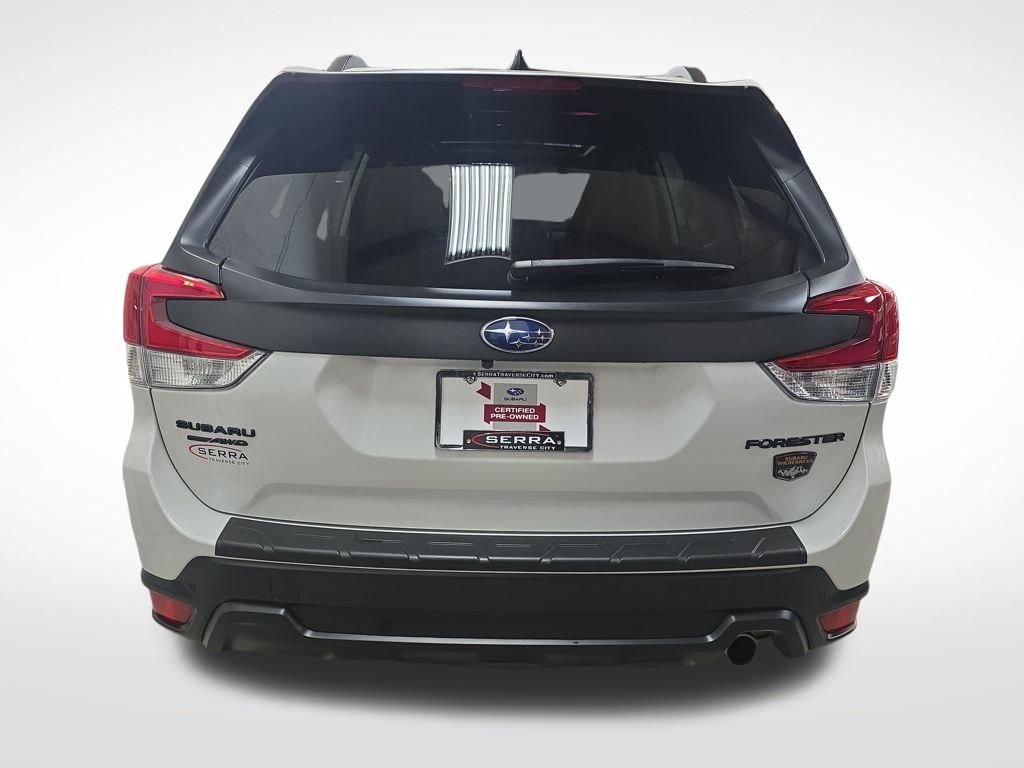 Used 2025 White Subaru Wilderness image 5