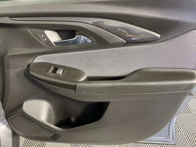 Used 2023 Gray Chevrolet LT image 25