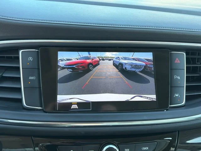 Used 2023 Summit White Buick Essence image 25