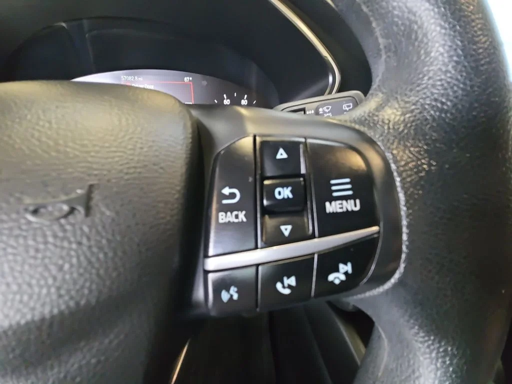 Used 2020 Green Ford SE image 19