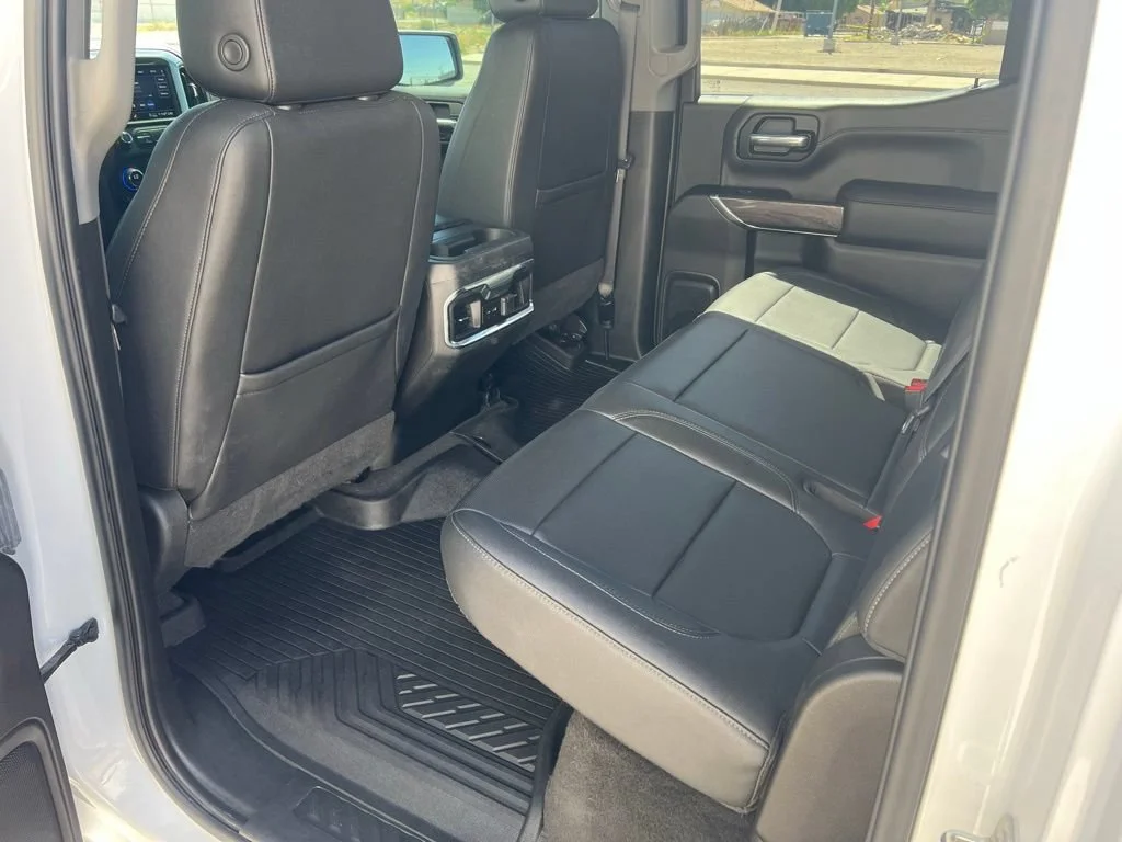 Used 2022 Summit White Chevrolet LTZ image 22