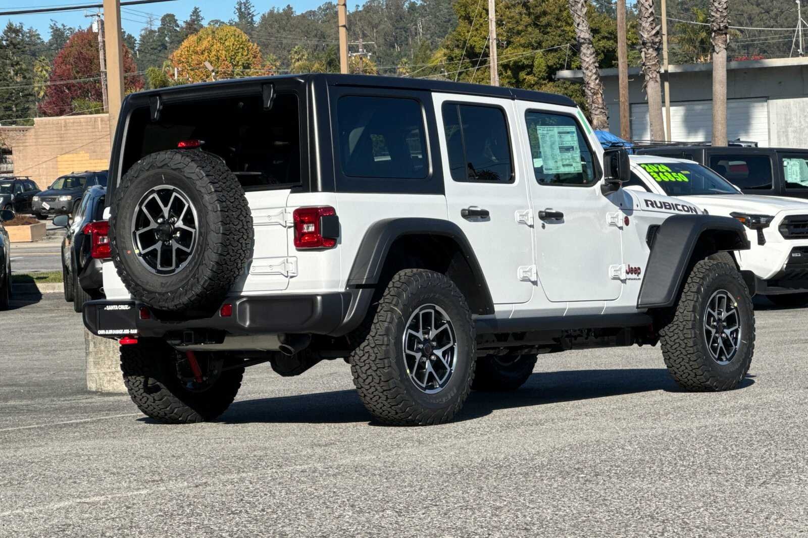 New 2026 Bright White Clearcoat Jeep Rubicon image 4