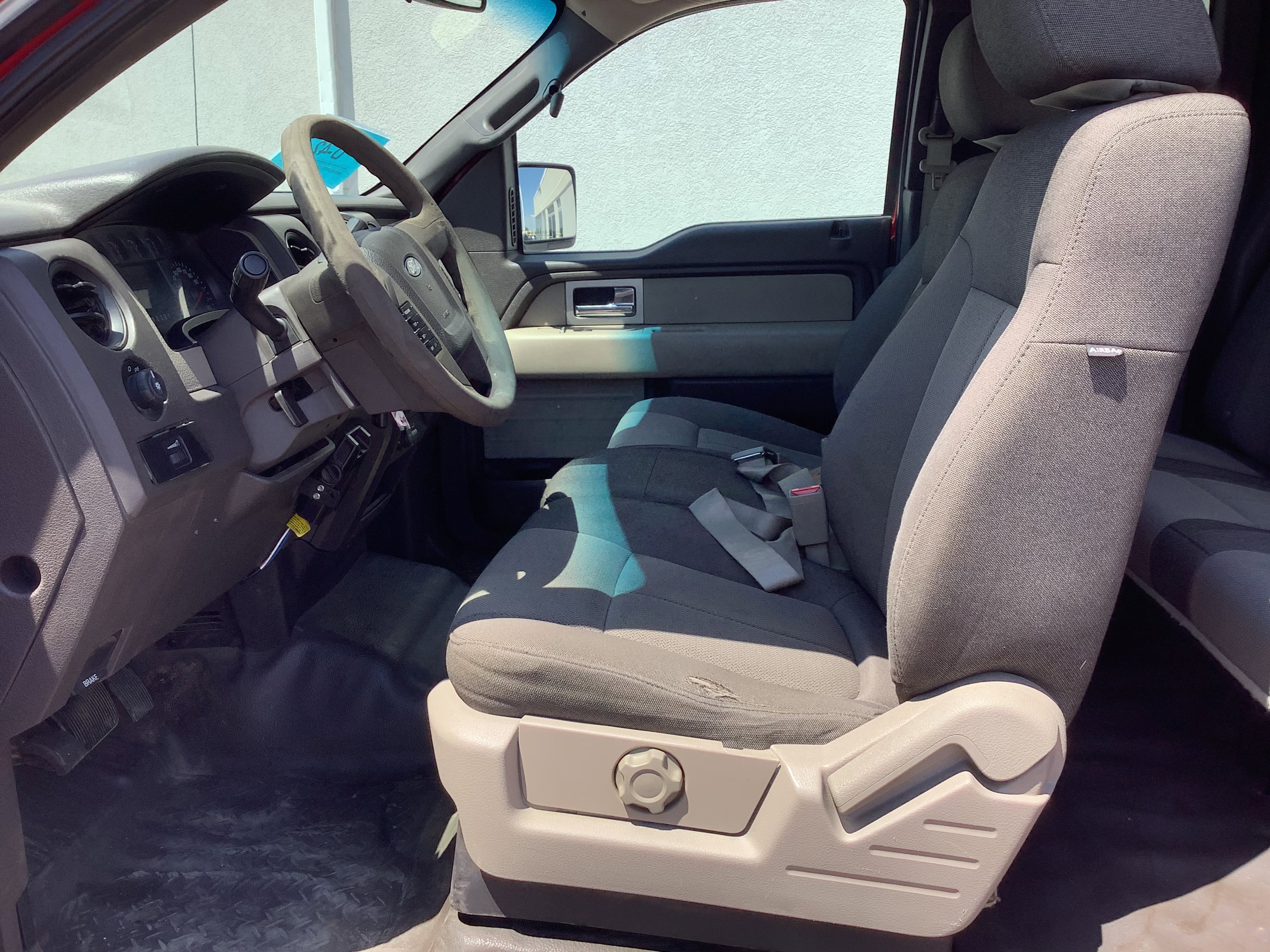 Used 2010 Red Ford XL image 11