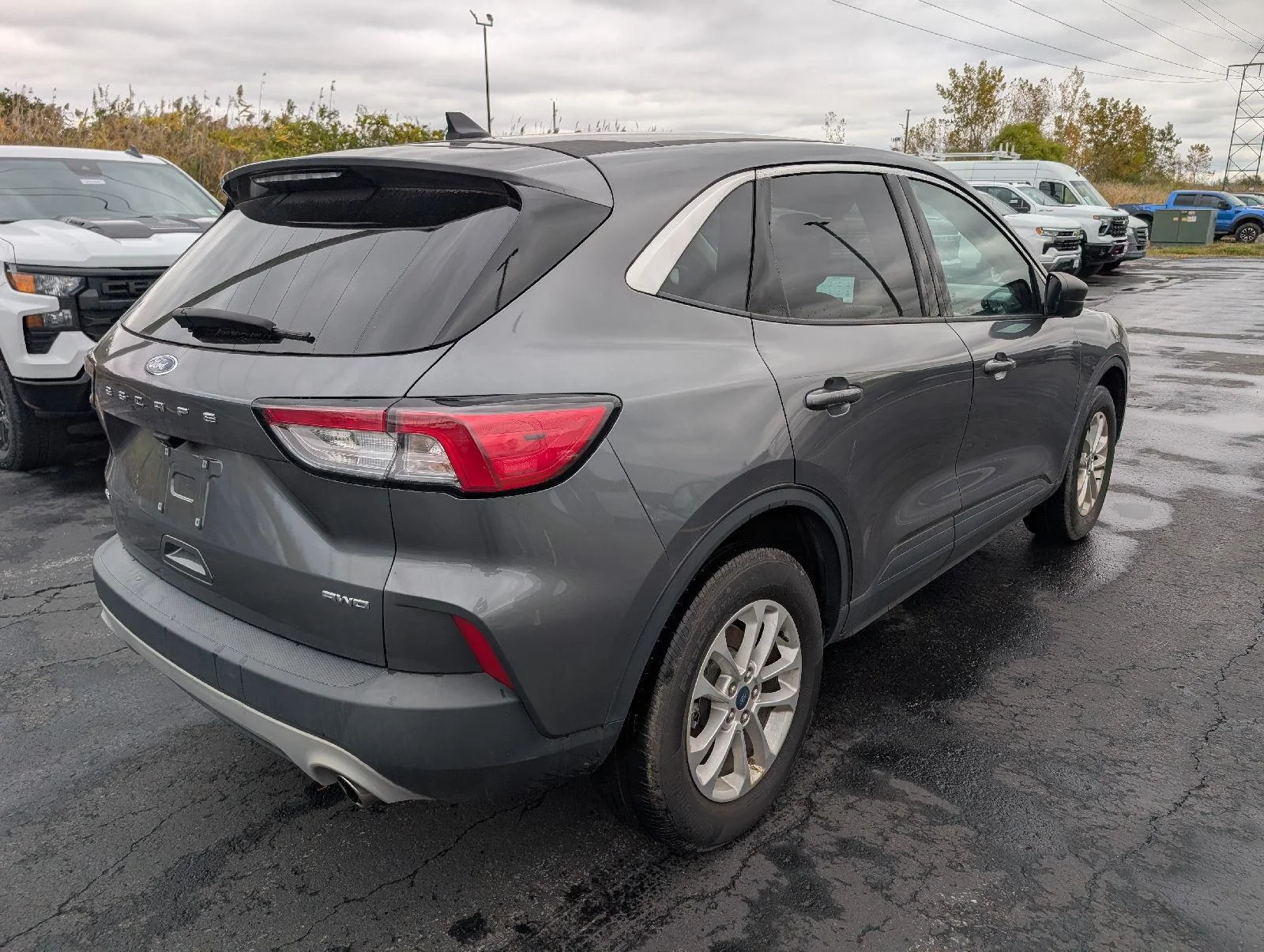 Used 2022 Carbonized Gray Ford SE image 7