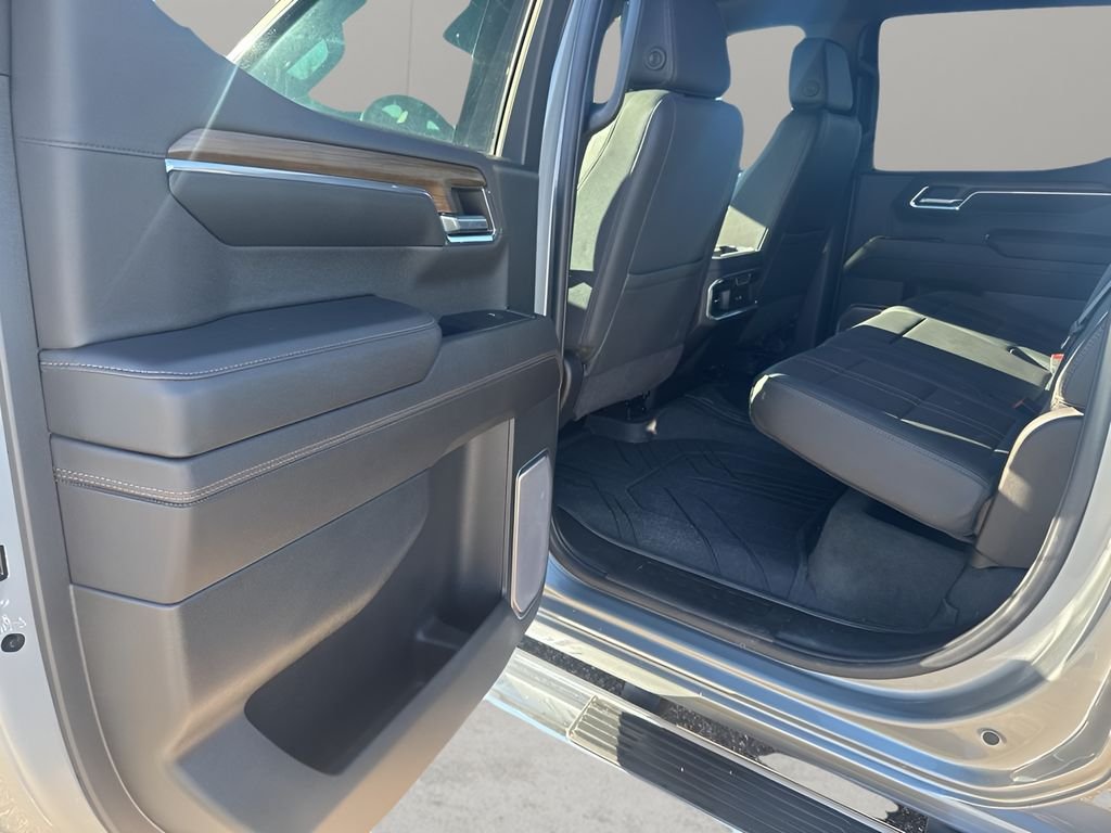 Used 2023 Sterling Gray Metallic Chevrolet High Country image 15