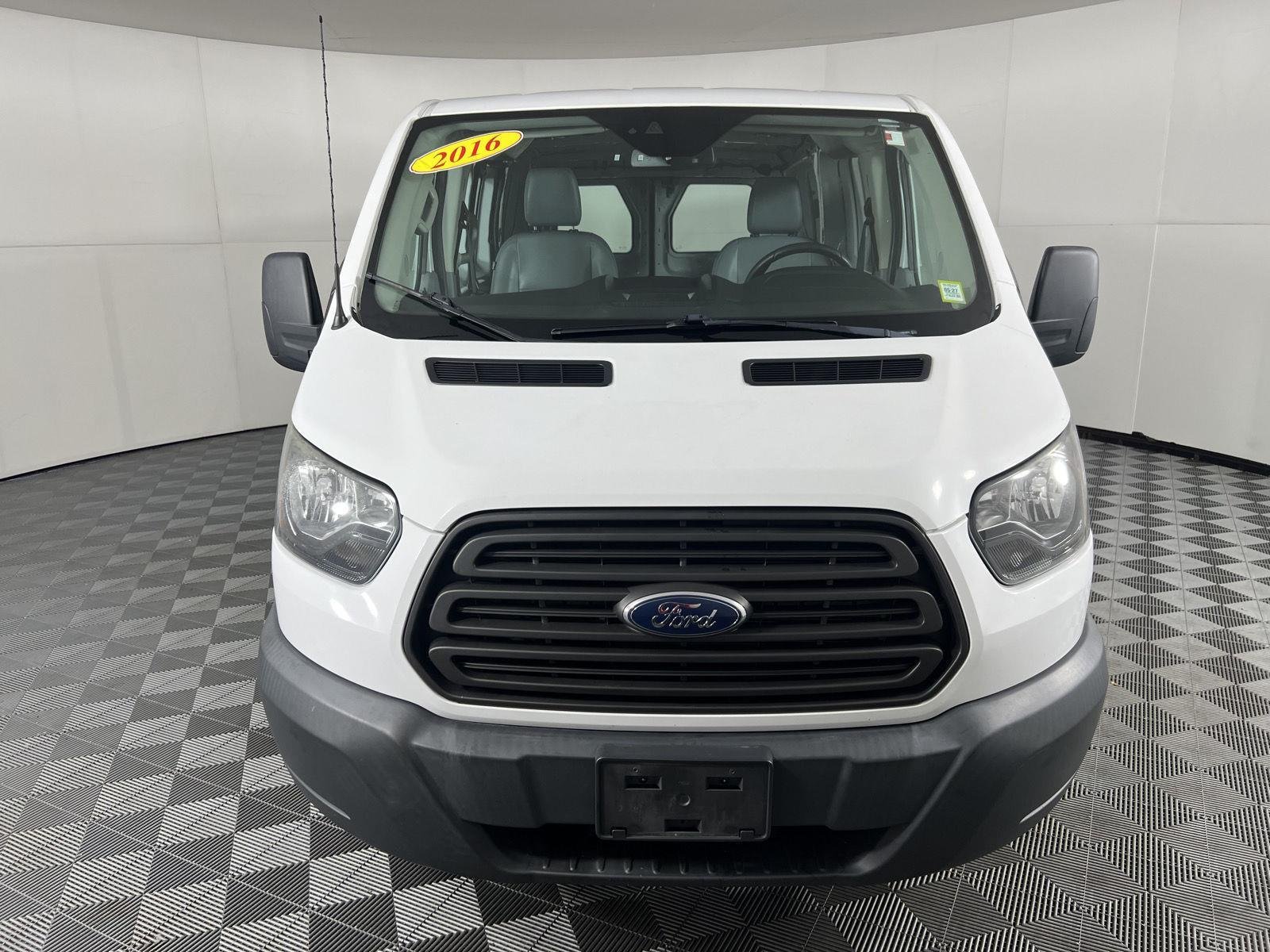 Used 2016 Wh Ford  image 7