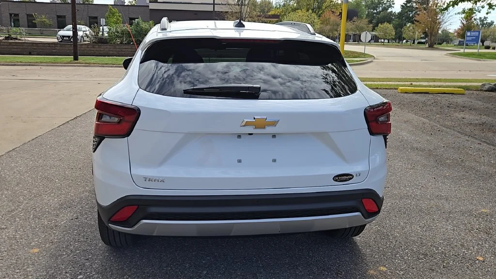 2026 Chevrolet Trax LT - Photo 28