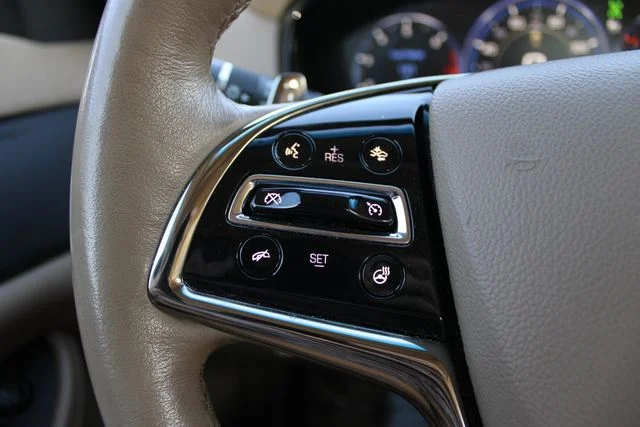Used 2015 Red Cadillac 3.6L Premium image 10