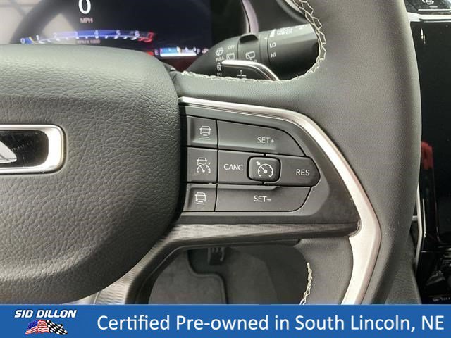 Used 2025 Baltic Gray Metallic Clearcoat Jeep Altitude image 10