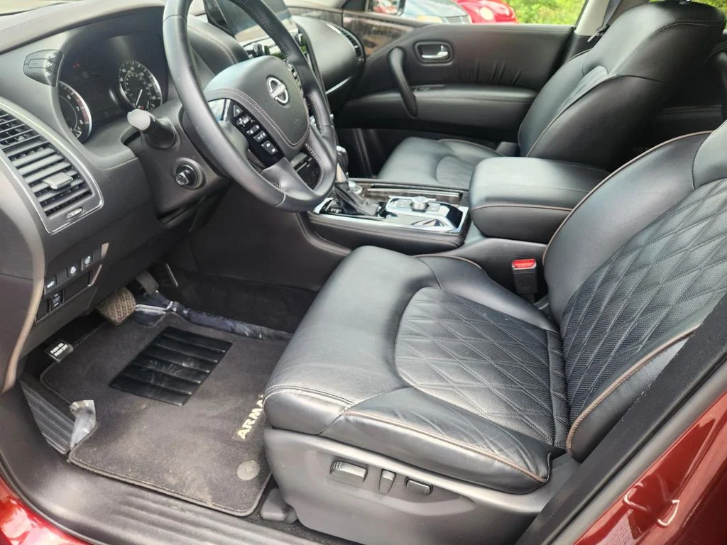 Used 2023 Red Nissan Platinum image 13