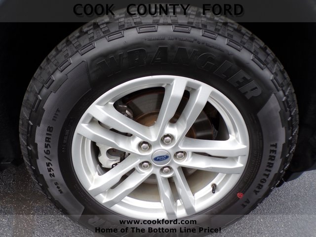 Used 2022 Agate Black Metallic Ford XLT image 26