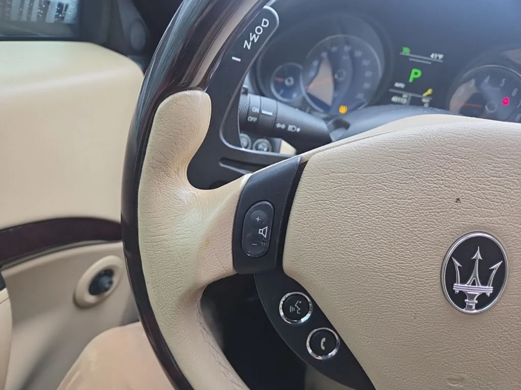 Used 2015  Maserati Base image 13