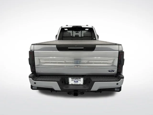 Used 2022 Silver Ford Platinum image 9