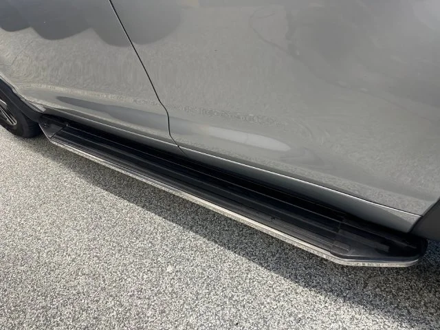 Used 2017 Silver Toyota LE image 18