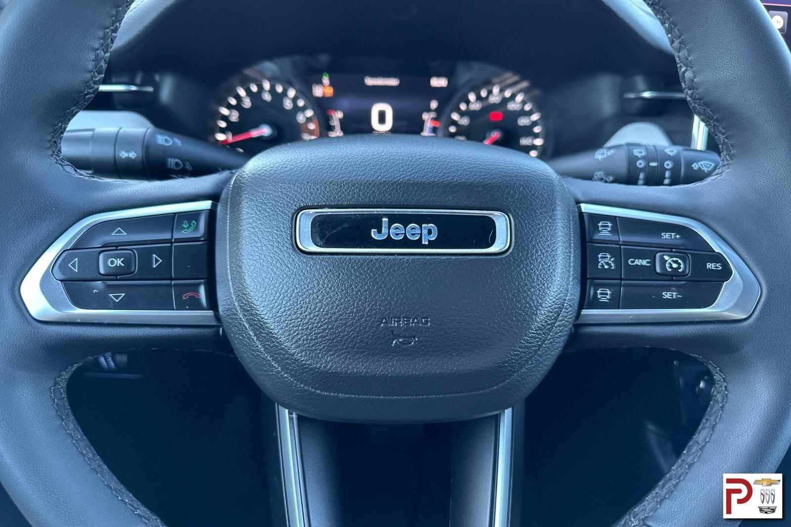 Used 2025 Silver Jeep Limited image 27