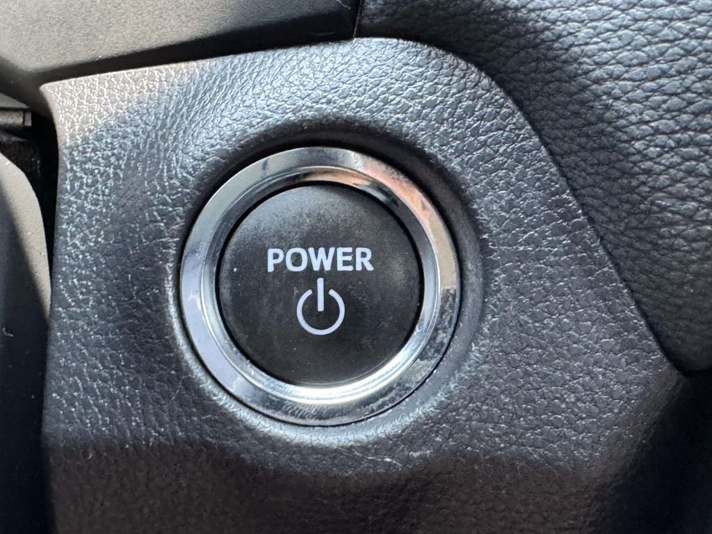 Used 2025 Silver Toyota XLE image 8