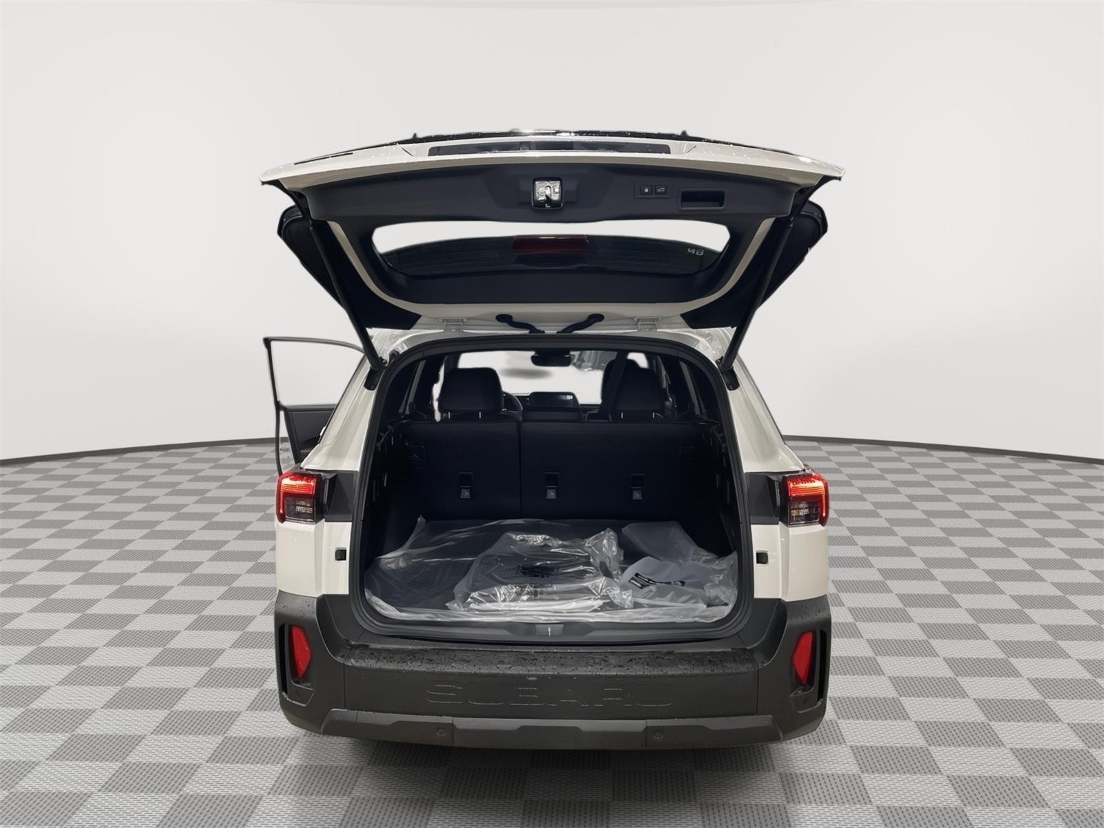 New 2026 CRYSTAL WHITE PEARL Subaru Wilderness image 27