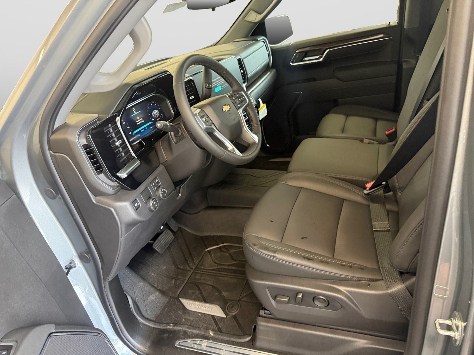 2026 Chevrolet Silverado 1500 LT - Photo 11