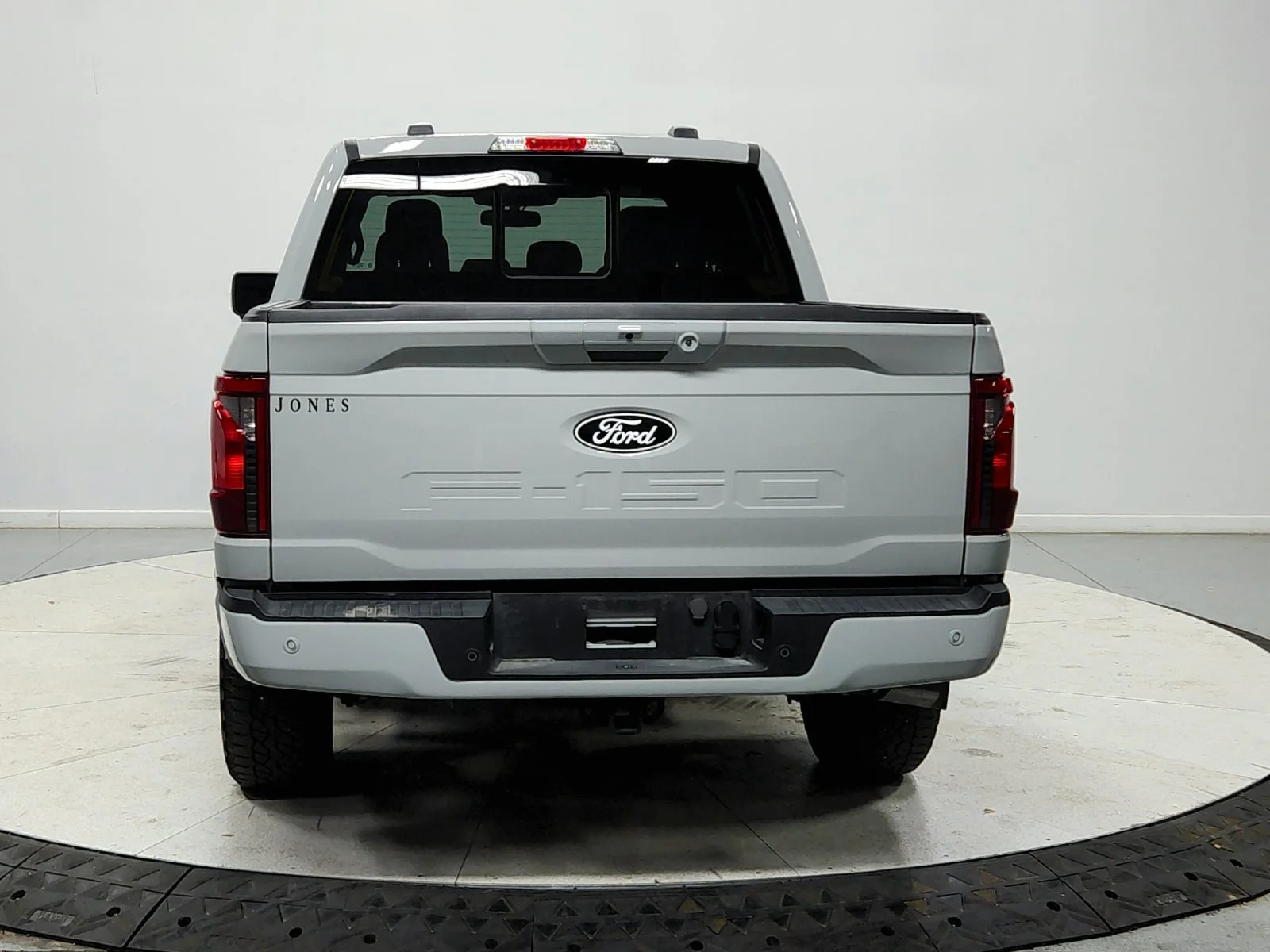 Used 2024 White Ford XLT image 7