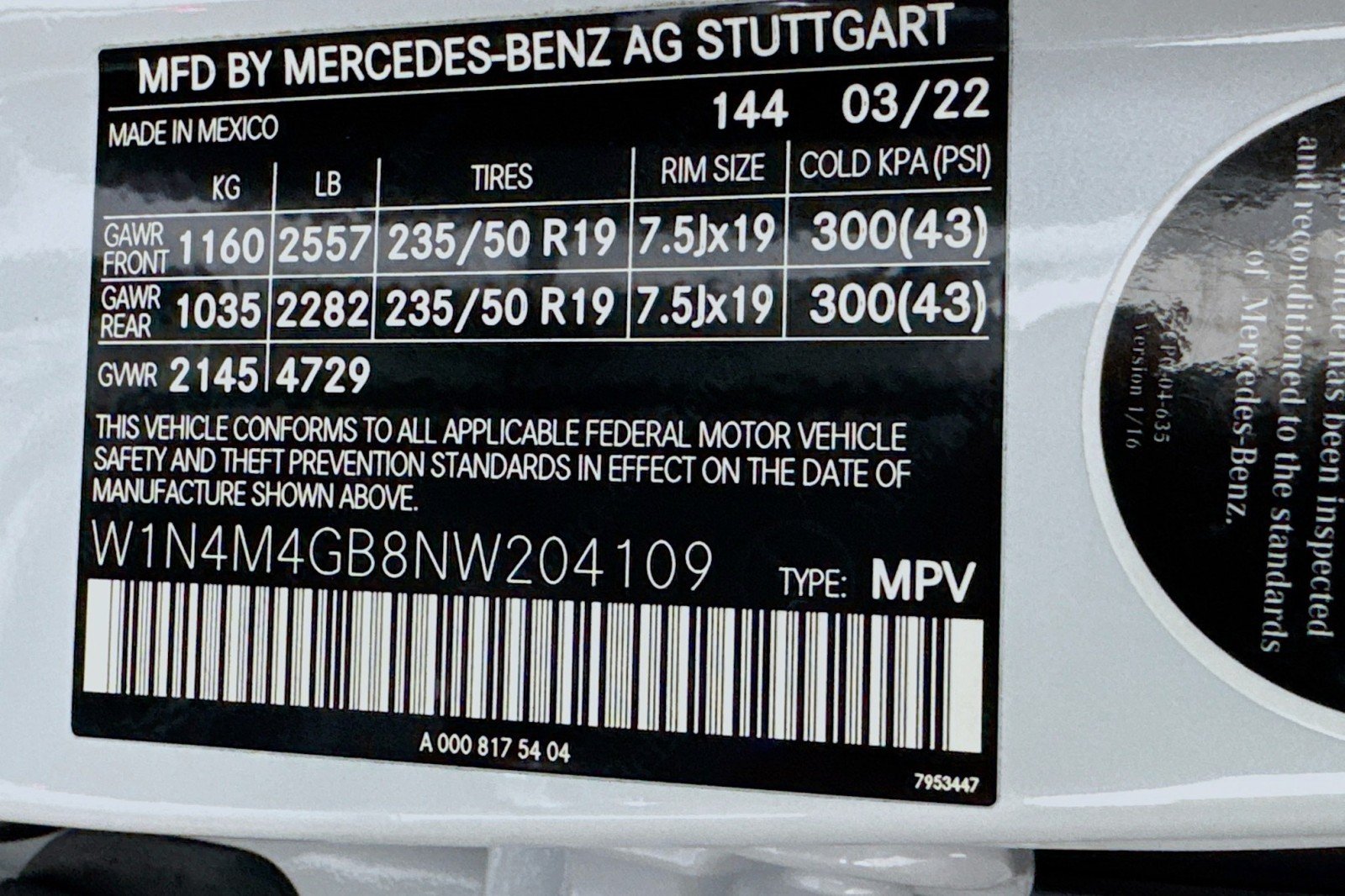 Certified Used 2022 Digital White Metallic Mercedes-Benz GLB 250 image 25