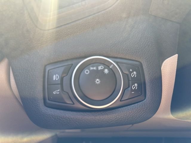 Used 2017 Gold Ford SE image 11