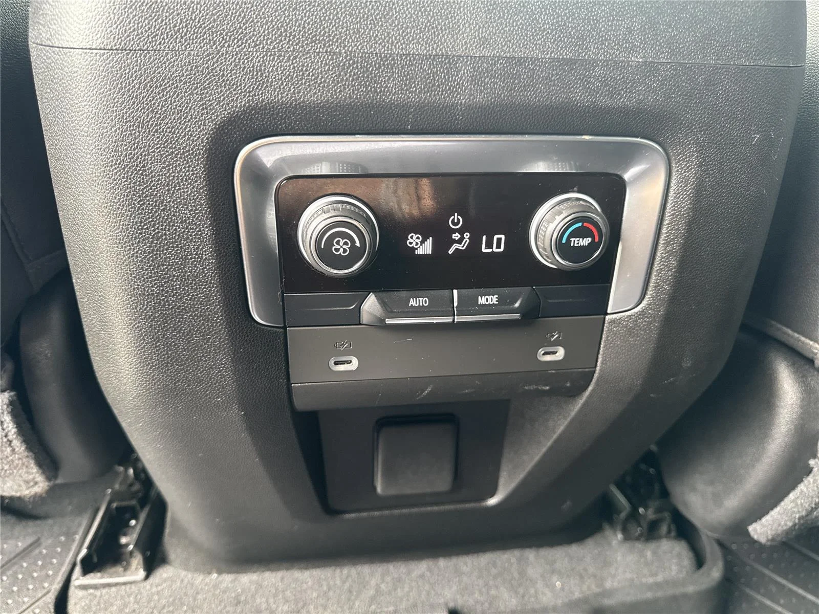Used 2021 SUMMIT WHITE Chevrolet LT image 34