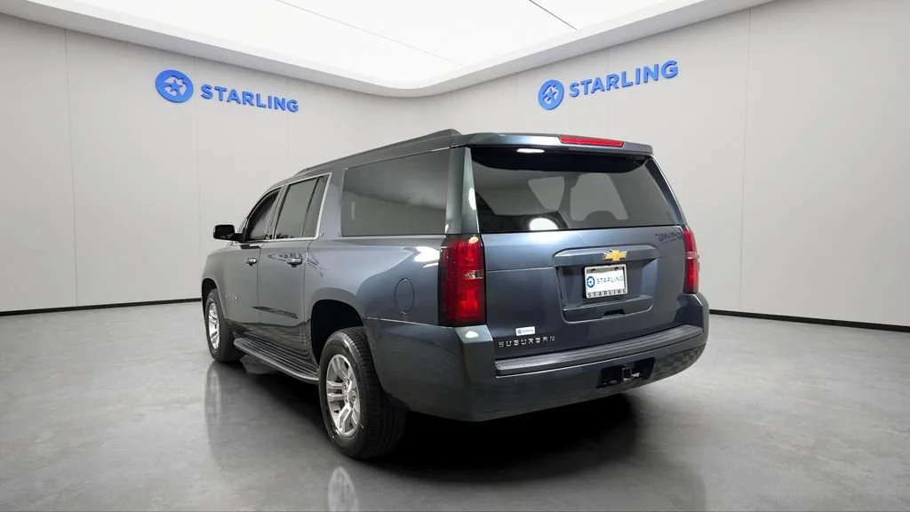 Used 2019 SHADOW GRAY METALLIC Chevrolet LT image 6
