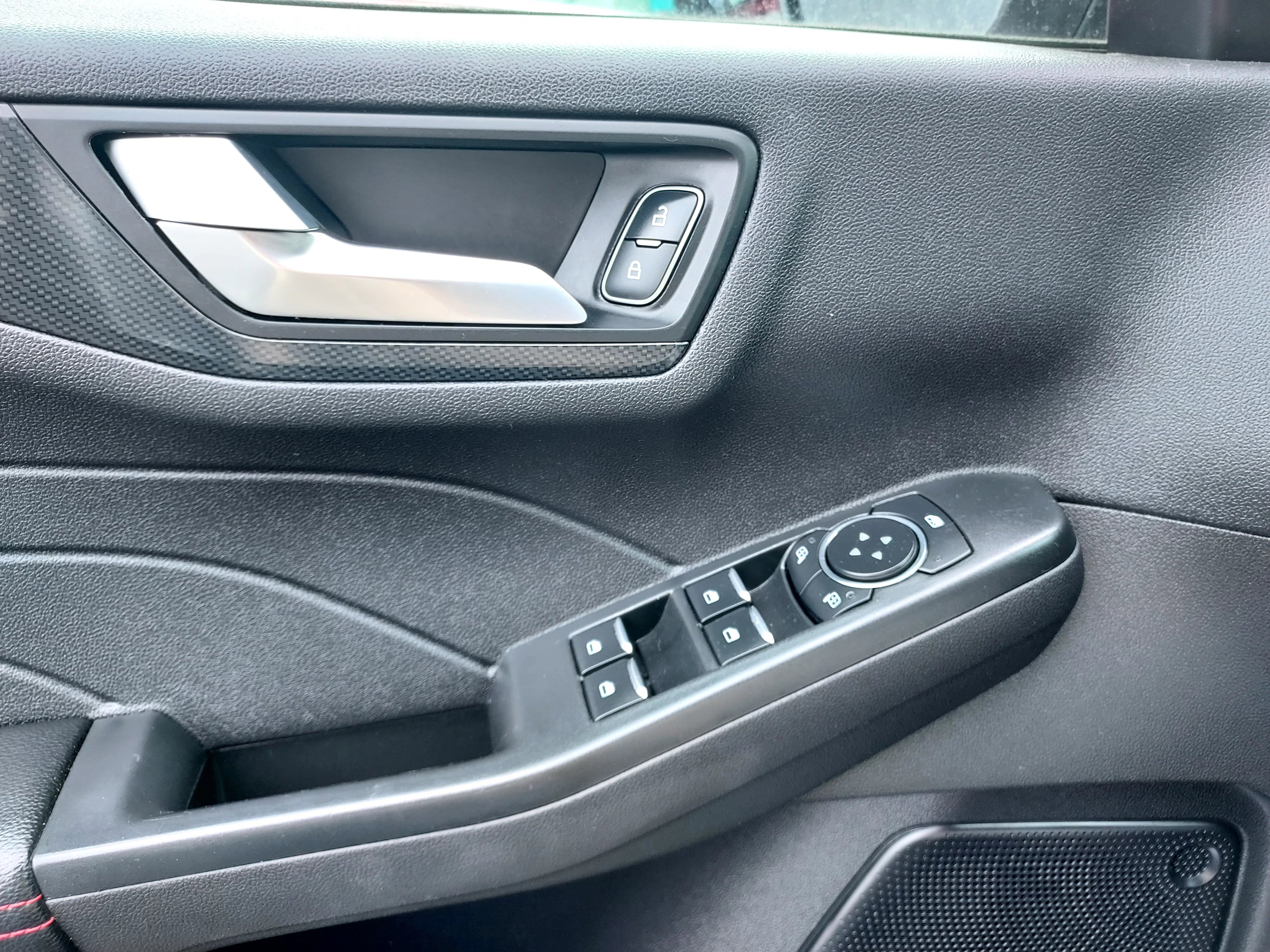 Used 2024 Silver Ford ST-Line image 39