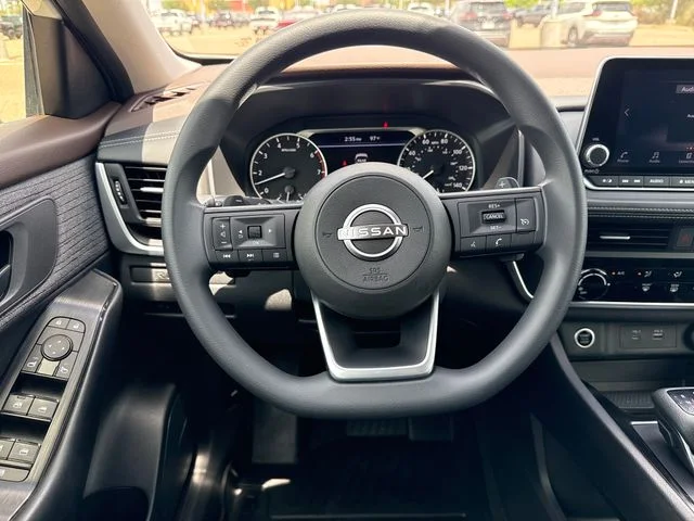 Used 2023 White Nissan S image 14