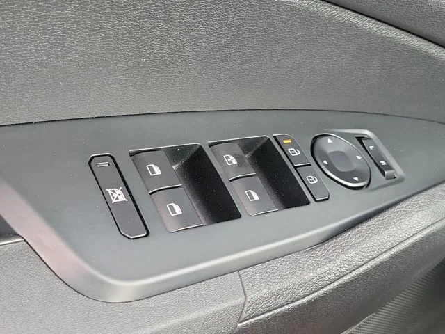 Certified Used 2026 Steel Gray Kia LX image 18