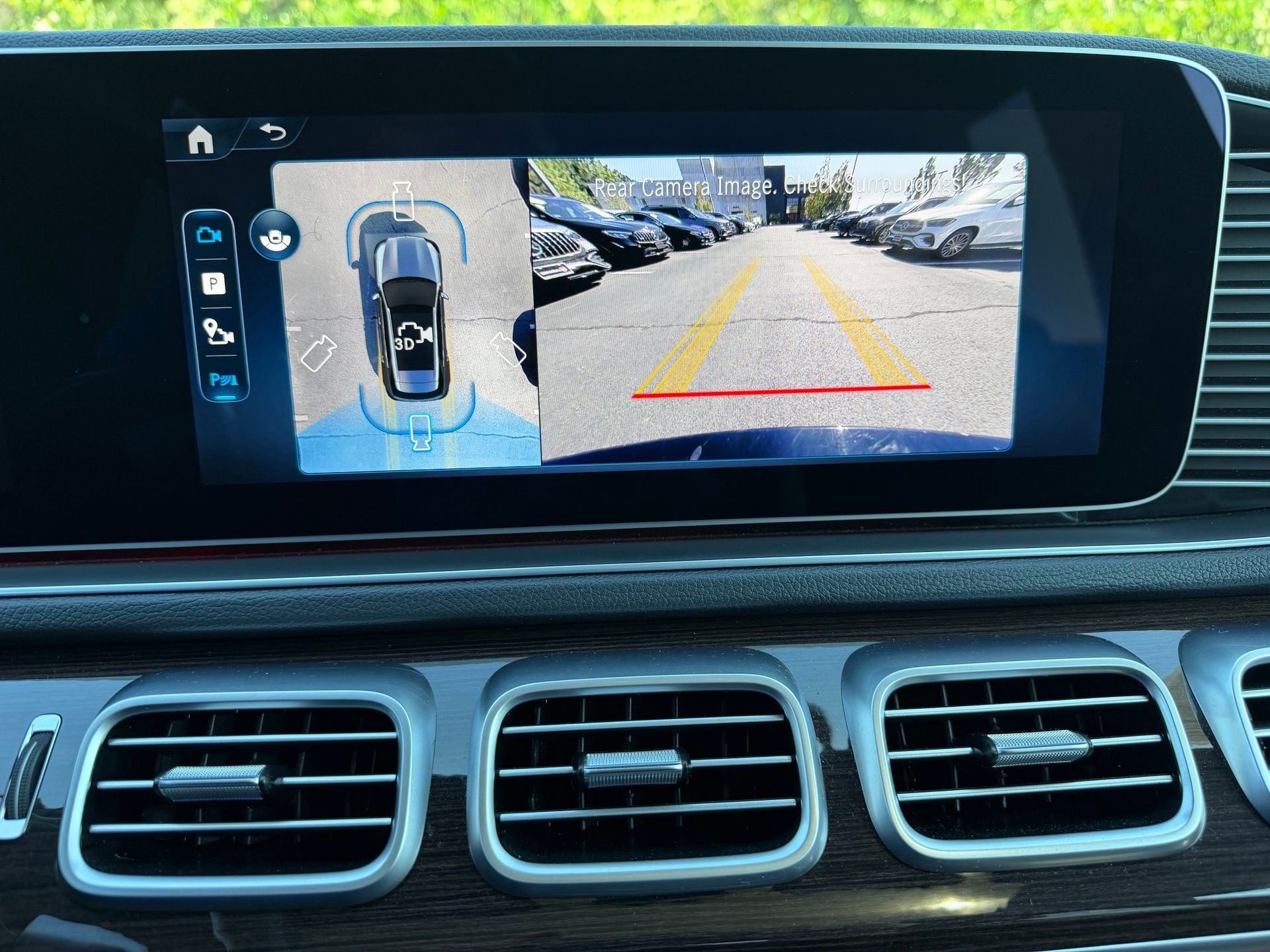 Certified Used 2025 Black Mercedes-Benz GLE 450e image 16