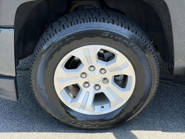 Used 2019 Gray Chevrolet LT image 11