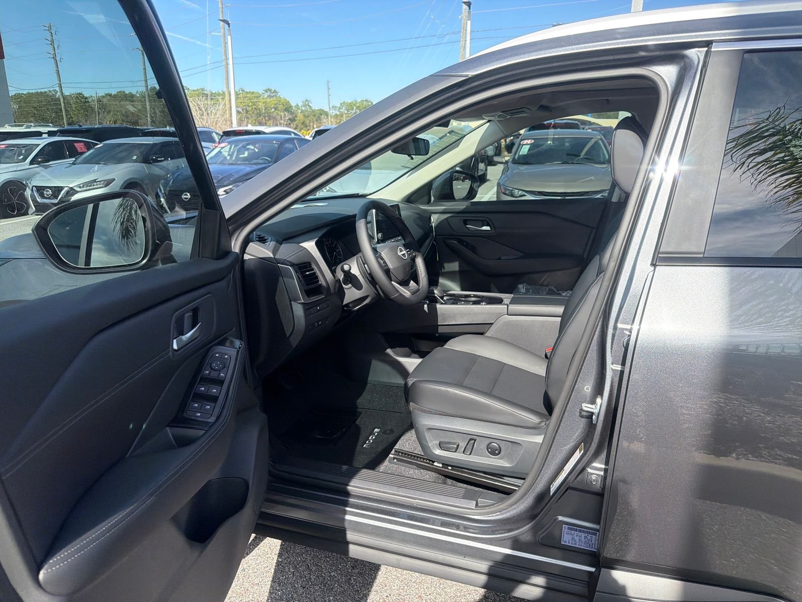 New 2026 Nissan Rogue SV 4D Sport Utility