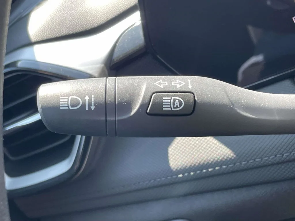 Used 2025 Gray Chevrolet LT image 31
