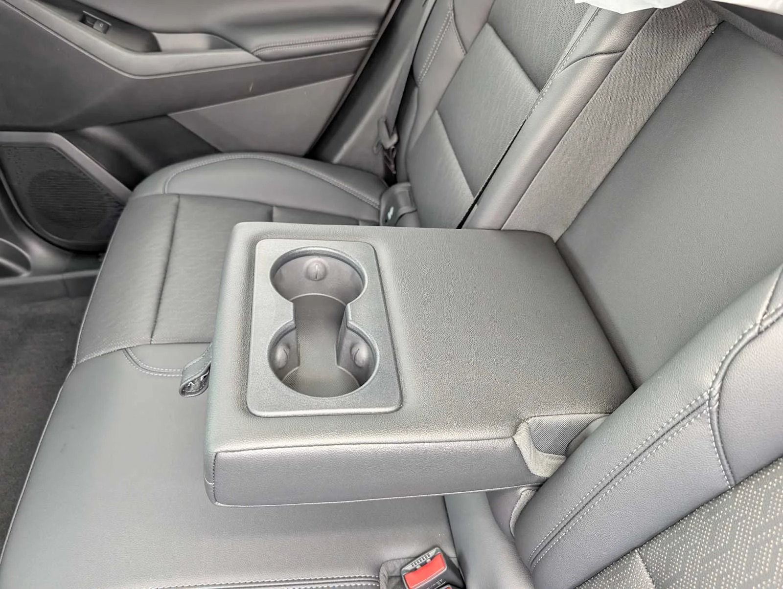 2027 Chevrolet Equinox LT - Photo 15