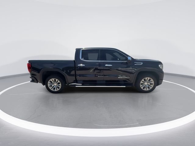 Used 2023 Silver GMC Denali image 9