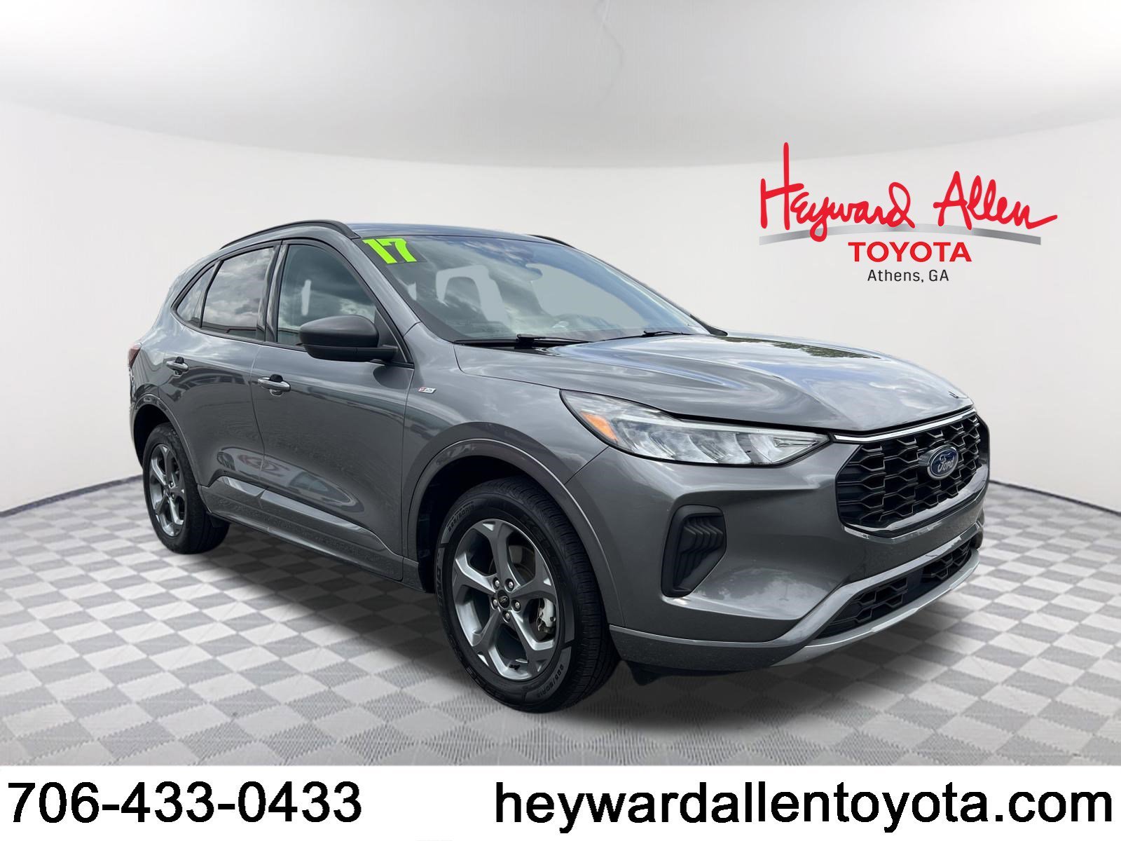 2024 Ford Escape ST-Line AWD's photo
