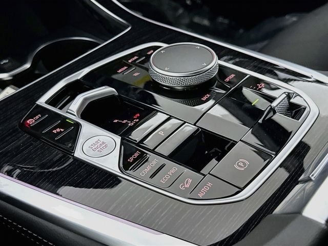 New 2027 Dravit Grey Metallic BMW xDrive40i image 17
