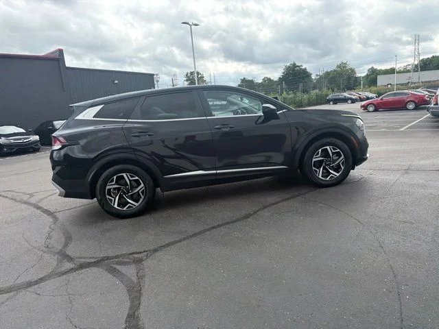 Used 2024 Black Kia LX image 6