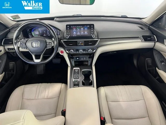 Used 2022 White Honda Touring image 37