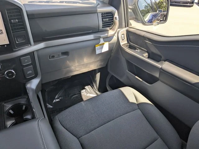 New 2026 Blue Ford XLT image 18